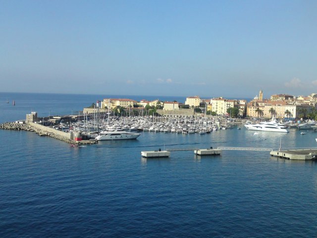 p110809_0927.jpg