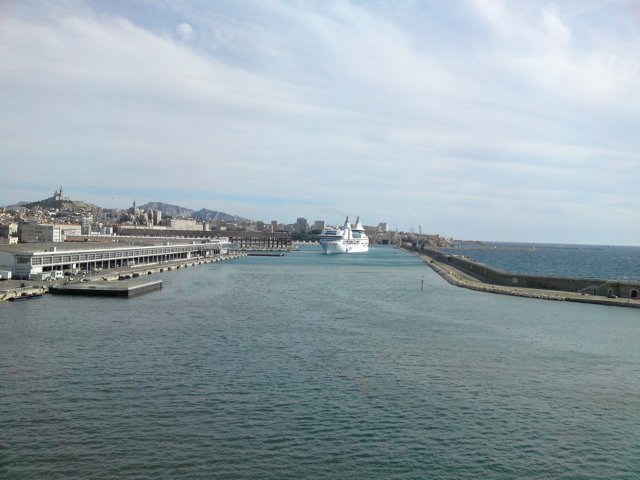 portmarseille1.jpg